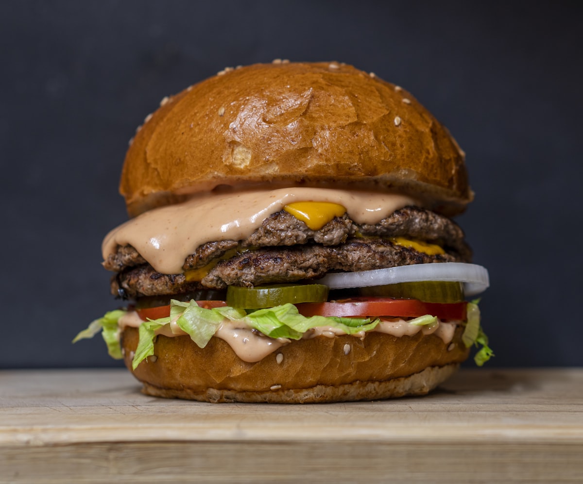 Burger at Schnitty Bar